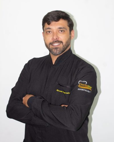 Dr. Ricardo da Silva Fagundes -  Cirurgião Dentista