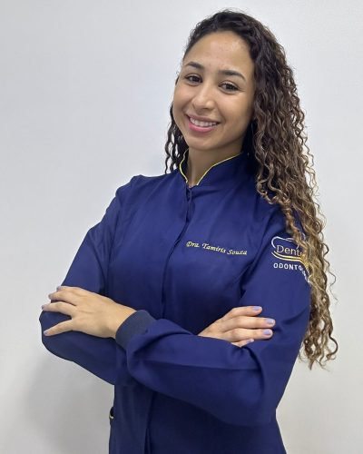 Dra. Tamiris Lara de Souza - Cirurgiã Dentista